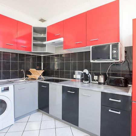 Ideally placed to visit Toulon + Bright flat - Idéalement placé pour visiter Toulon + Lumineux Exterior foto