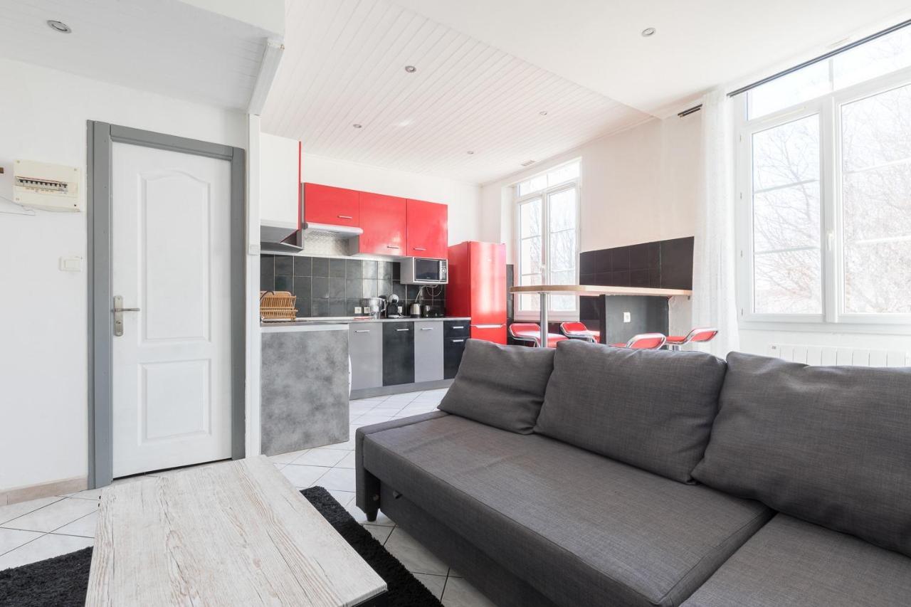 Ideally placed to visit Toulon + Bright flat - Idéalement placé pour visiter Toulon + Lumineux Exterior foto