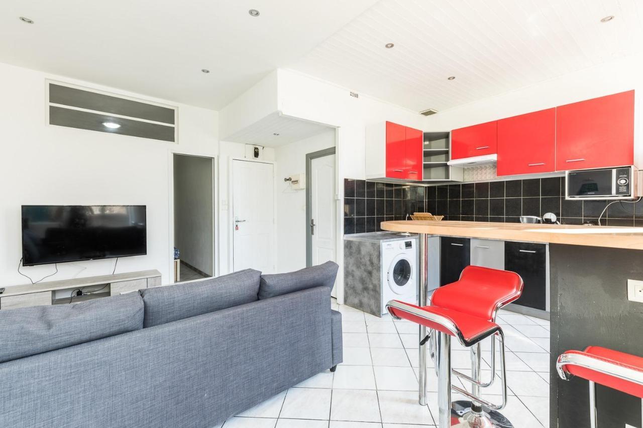 Ideally placed to visit Toulon + Bright flat - Idéalement placé pour visiter Toulon + Lumineux Exterior foto