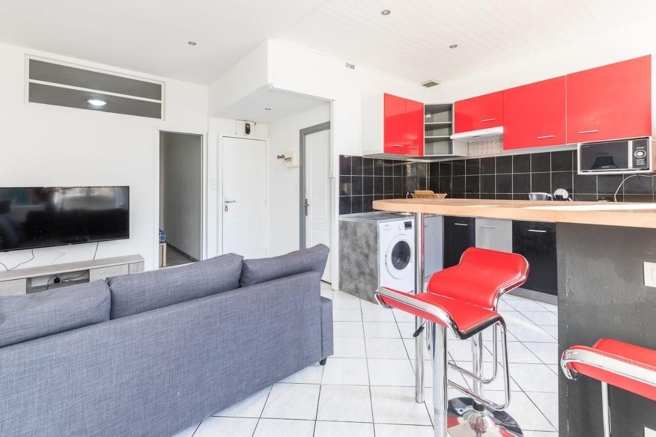 Ideally placed to visit Toulon + Bright flat - Idéalement placé pour visiter Toulon + Lumineux Exterior foto