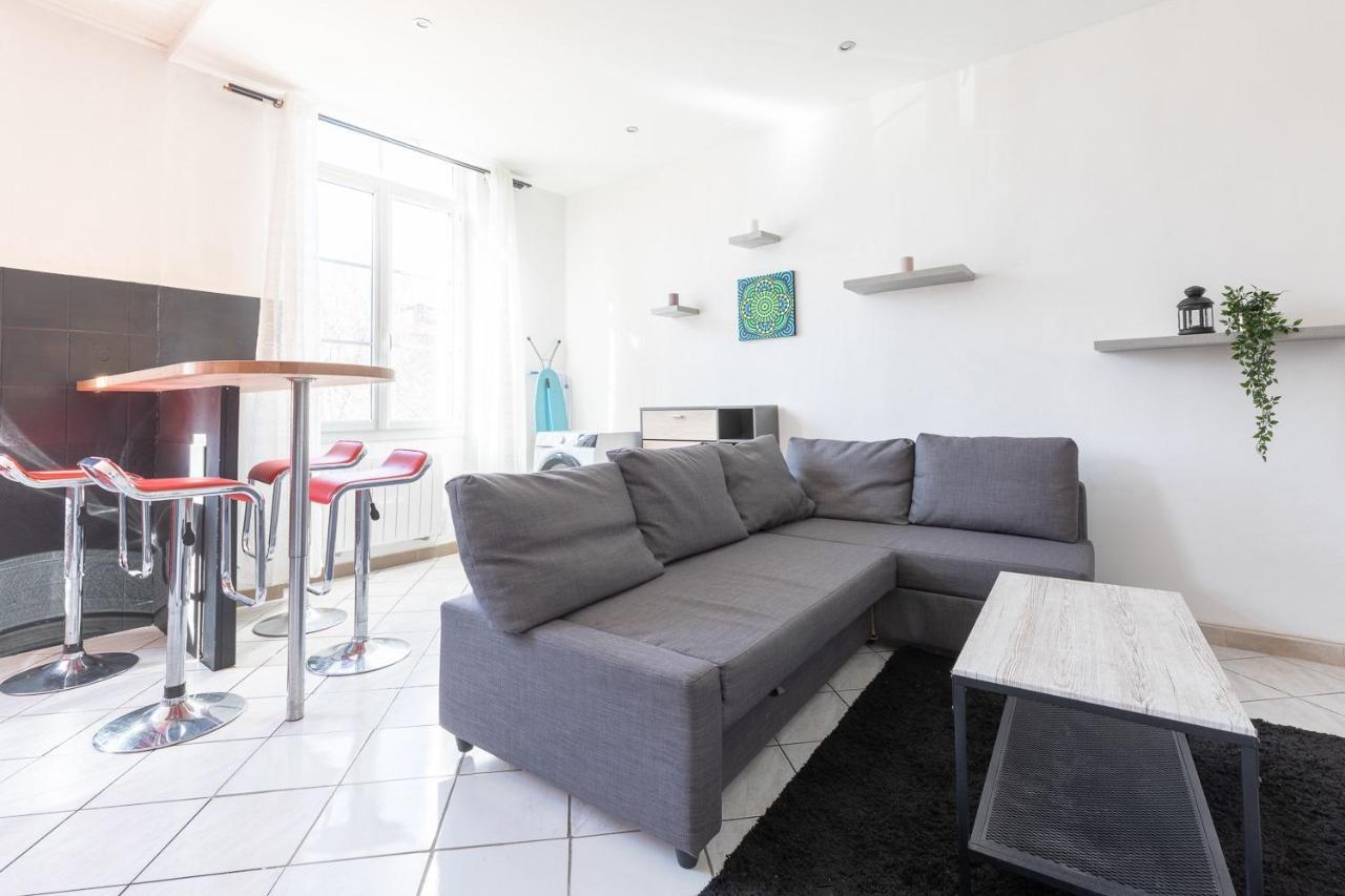 Ideally placed to visit Toulon + Bright flat - Idéalement placé pour visiter Toulon + Lumineux Exterior foto